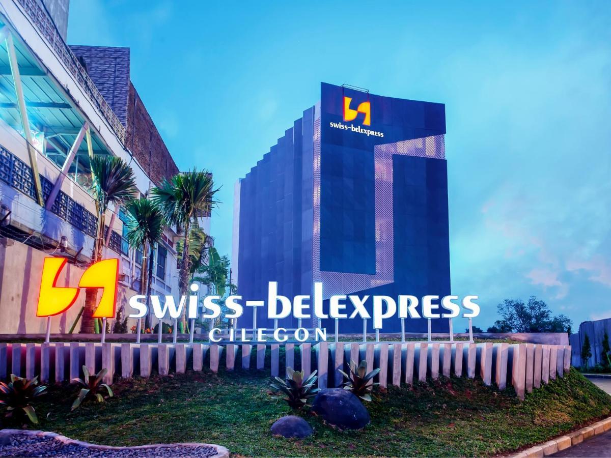 Hotel Swiss-Belexpress Cilegon Esterno foto