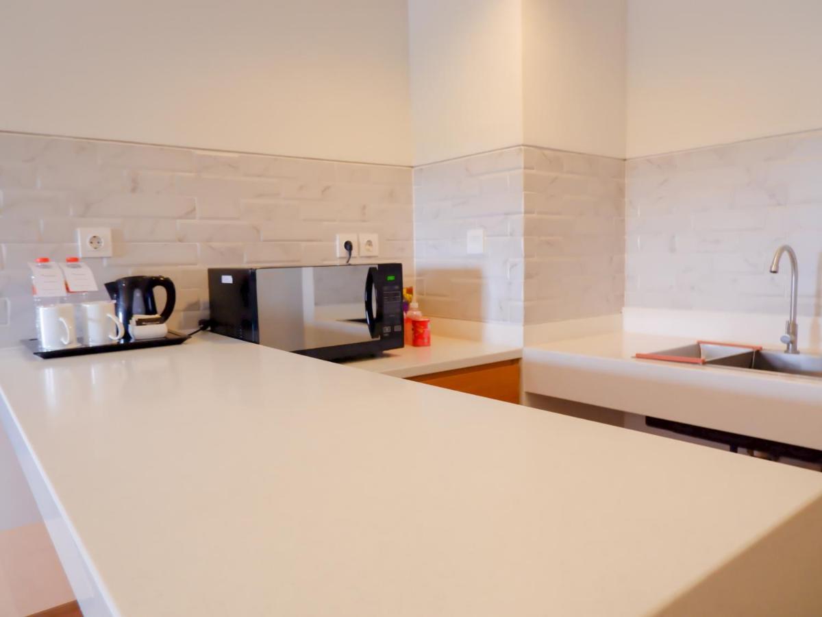 Hotel Swiss-Belexpress Cilegon Esterno foto