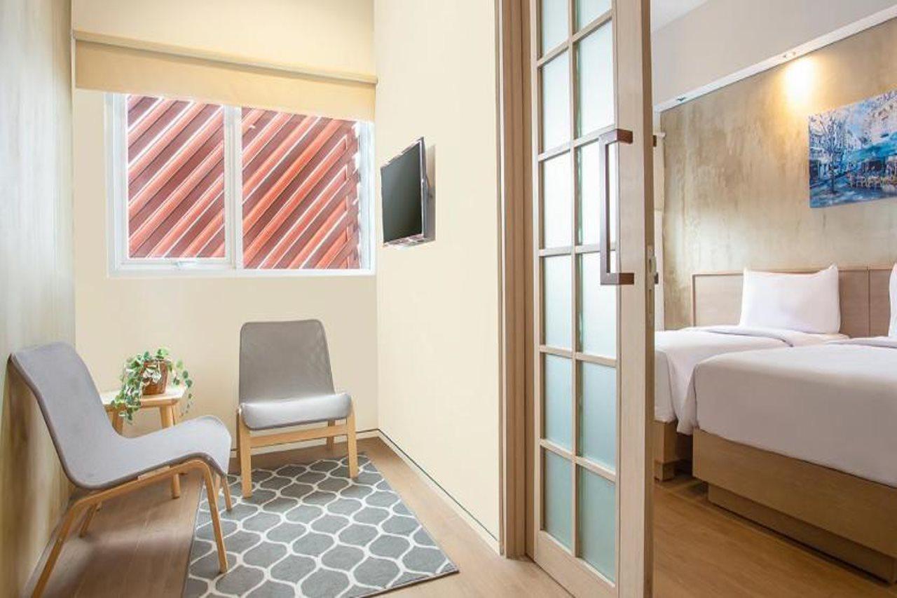 Hotel Swiss-Belexpress Cilegon Esterno foto